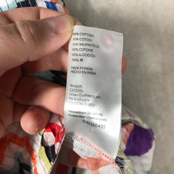 Maeve Anthropologie Colorful Pintucked Blouse Size 4P Peter Pan Collar Twee Cute - Picture 8 of 8